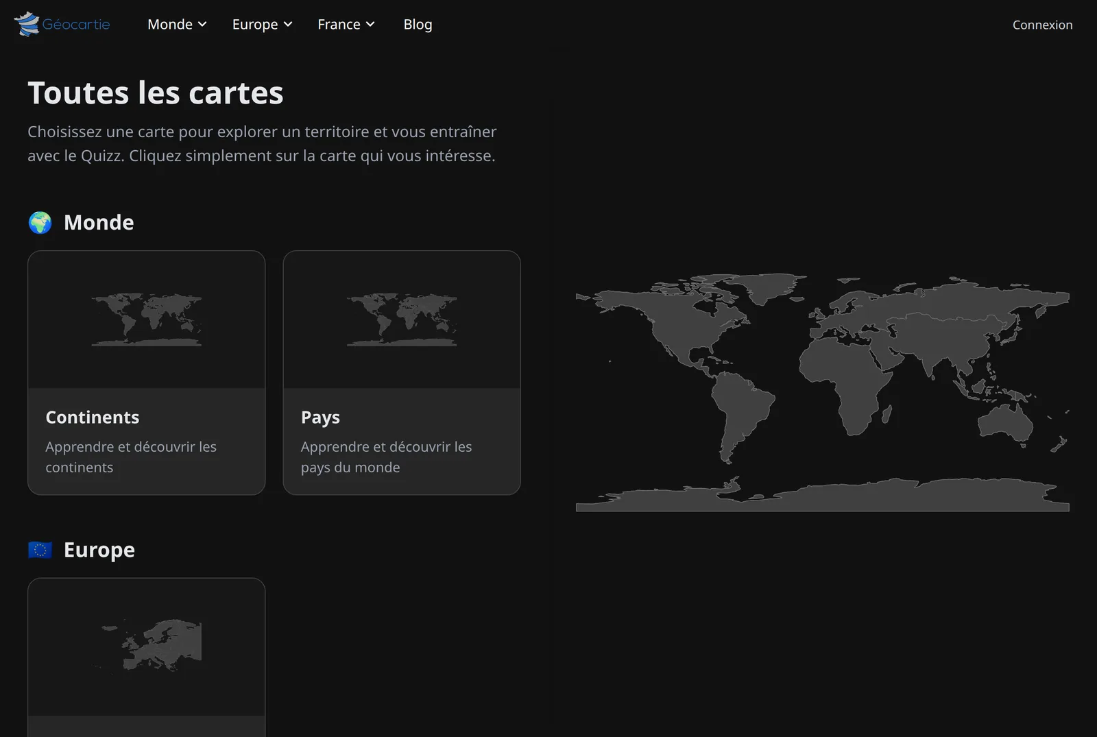 Géocartie's catalog in dark mode: maps and their previews stay readable against a black background.